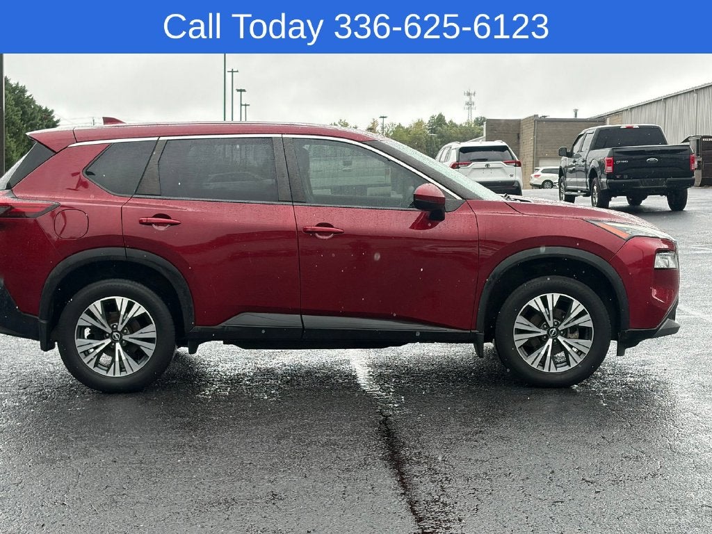 2022 Nissan Rogue SV