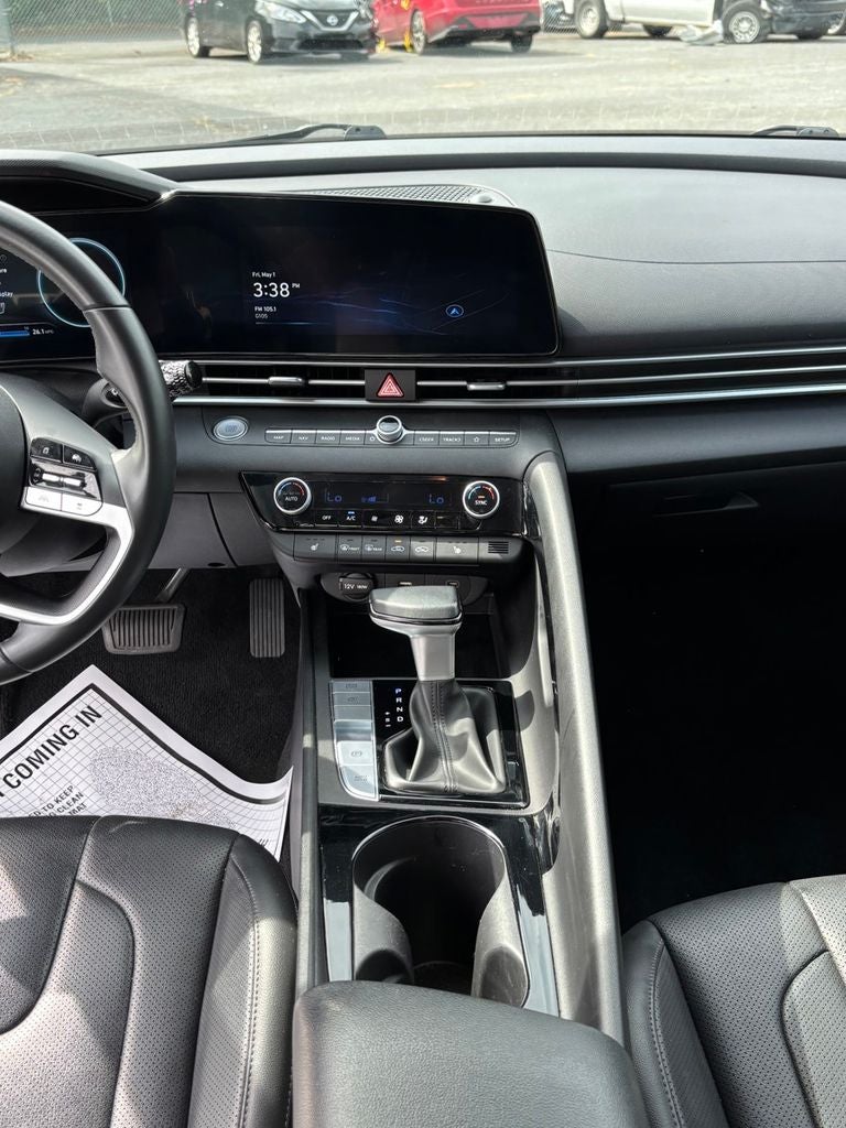 2025 Hyundai Elantra Limited