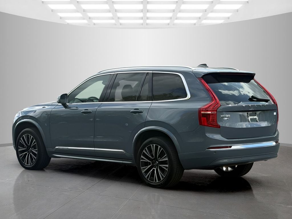 2023 Volvo XC90 Recharge Plug-In Hybrid T8 Core Bright Theme