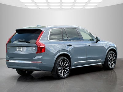 2023 Volvo XC90 Recharge Plug-In Hybrid T8 Core Bright Theme